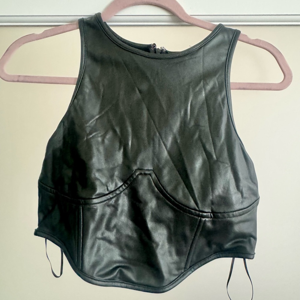 Sky to moon black leather corset top size L never worn, no tags